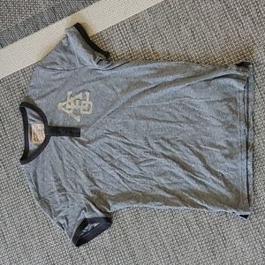 AE Men's Henley Tee Medium